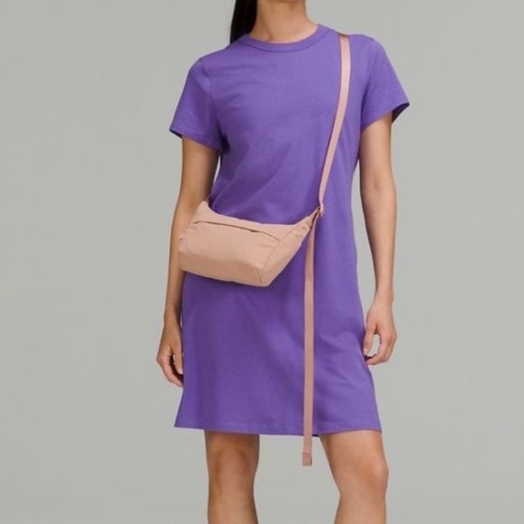 Lululemon Sling Bag - Picture 4 of 4